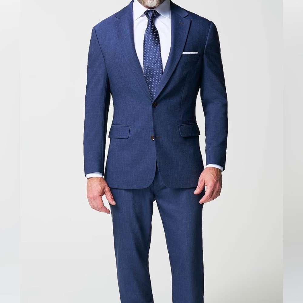 Men's Athletic Fit, heathered Navy Two-Piece Suit: Blazer size 42, pants 33”